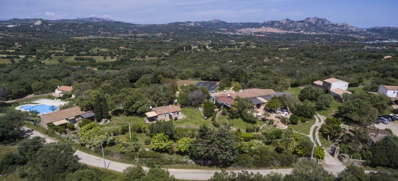 Jaddhu Agriturismo Country Resort Arzachena Buitenkant foto